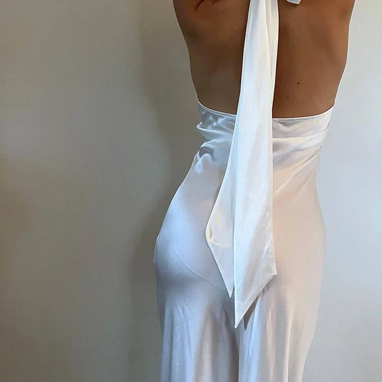 2022 New arrival lady party bodycon club long dress elegant sexy sleeveless halter 100% mulberry silk evening dress for women