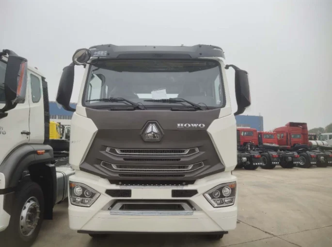 Sinotruck 10 Wheel HOWO HOHAN A7 E7 Trailer Tractor Truck Head for Sale