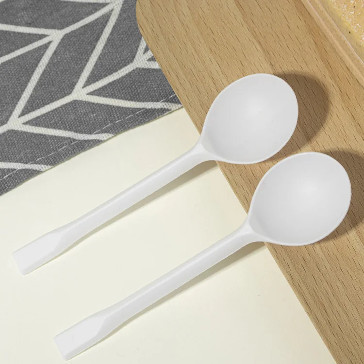 High Quality Black Outdoor Cutlery Set Clean and Hygienic Disposable Individual Wrapped Plastic Spoons
