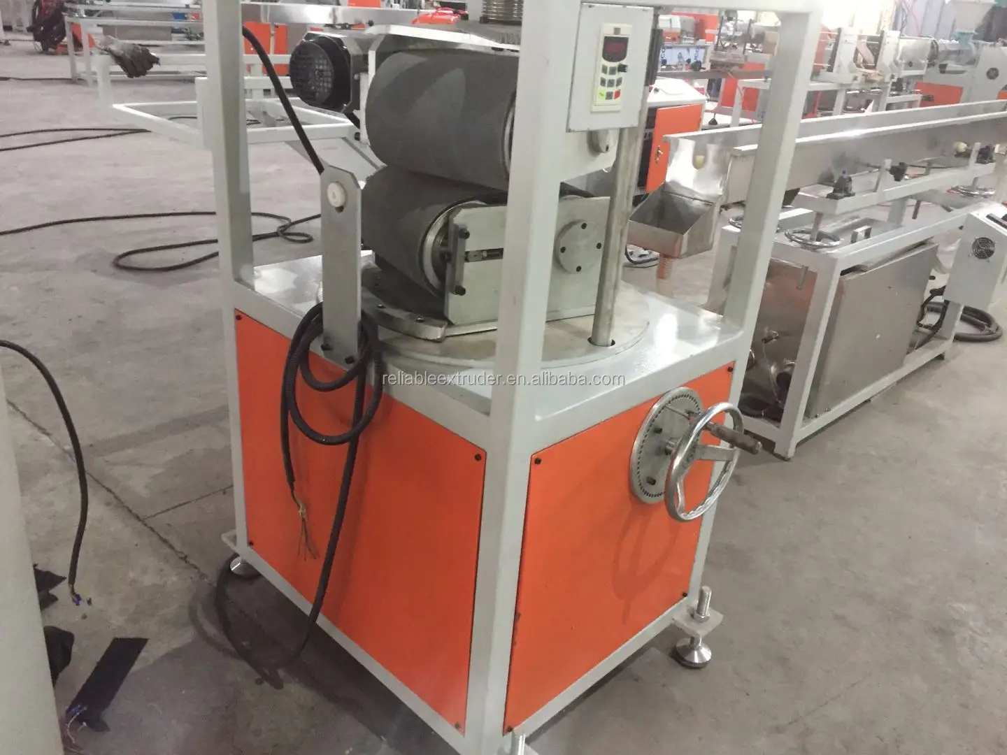 spiral pipe haul off machine