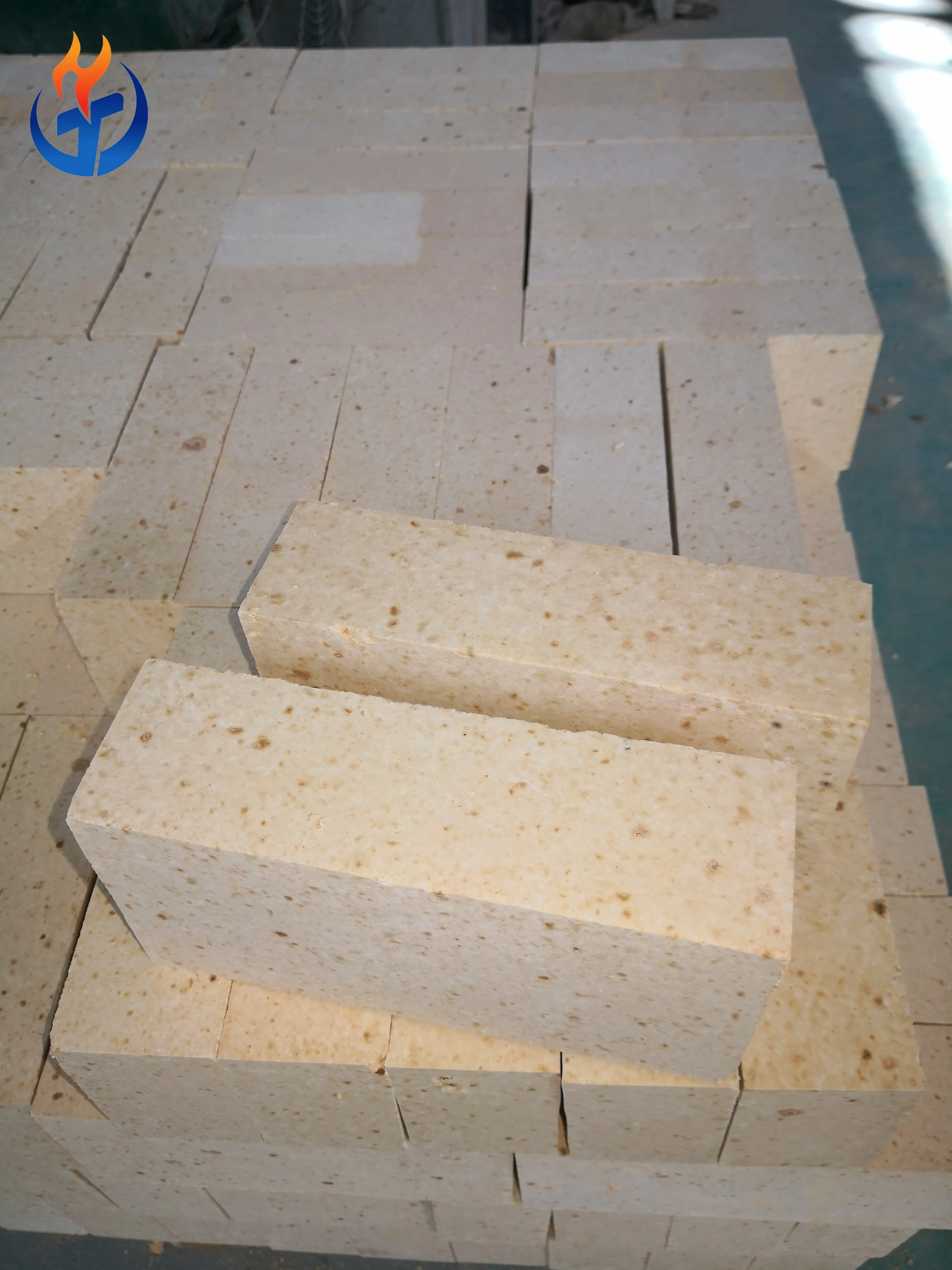 Professional Manufacturer Reliable Refractory Products High Alumina Bricks for International Markets