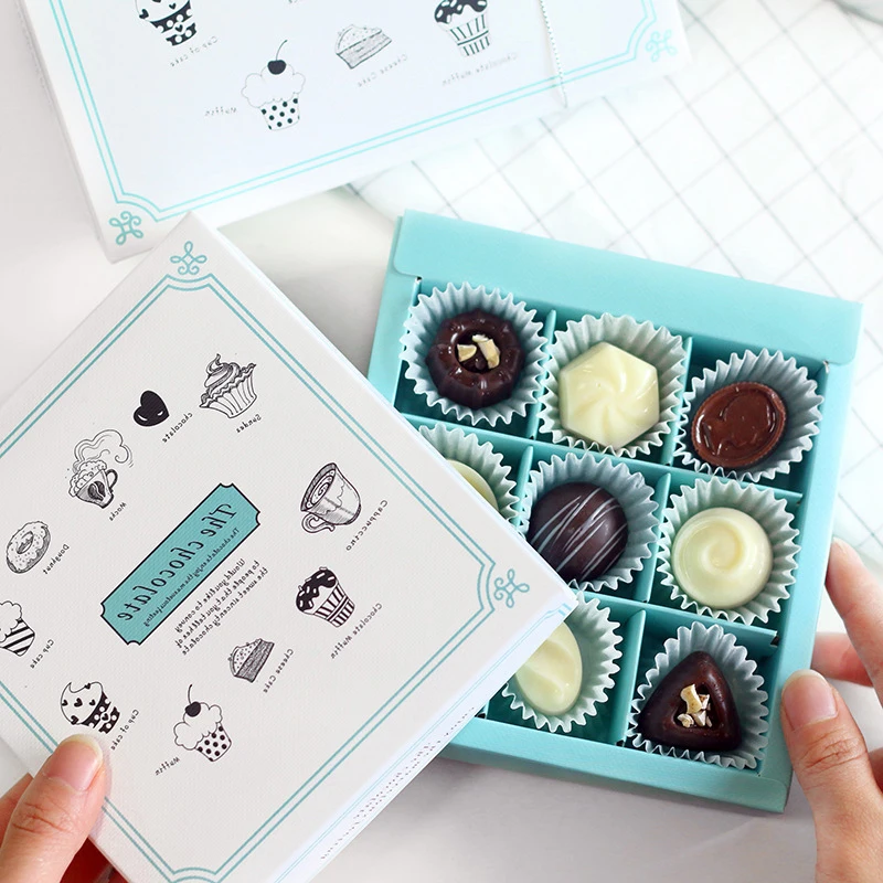 Custom-made High-end high-quality pink cardboard box with ribbon bow decor lid and custom logo for chocolate macaron