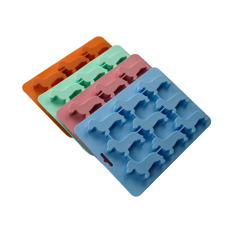 DD1556  Ice Cube Tray for Drink Ice Maker Candy Chocolate and Biscuit Fondant Baking Mold Dog Shaped Silicone Ice Cube Mold