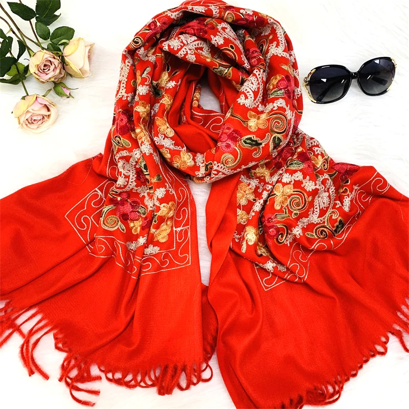 Custom Cashmere Shawl Women Pashmina Scarves Fashion Spring Autumn And Winter Embroidered Polyester Shawl