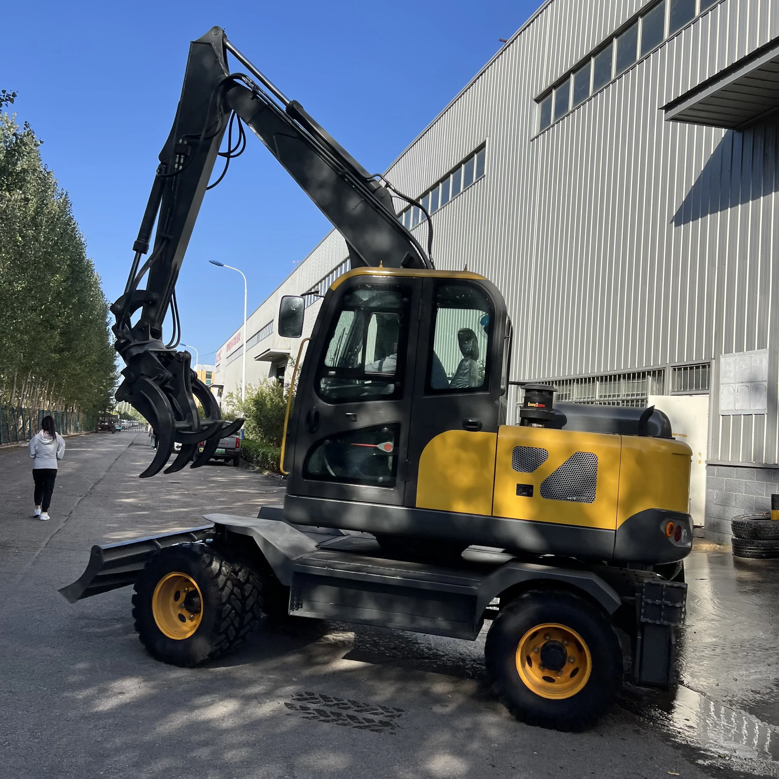 Новый 7-тонный 8-тонный 9-тонный колесный экскаватор L490 10-тонный китайская Земляная техника Kubota 1-летний гусеничный PLC