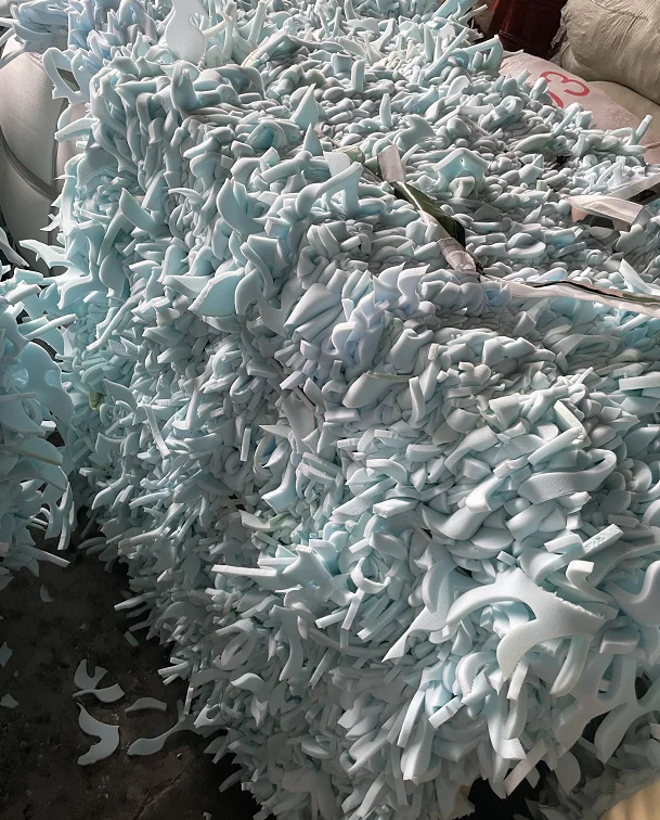 No skin  blue shoes foam  and mixed color Furniture PU  Foam Scraps  Re-bond for mattress, Sofa, cushion