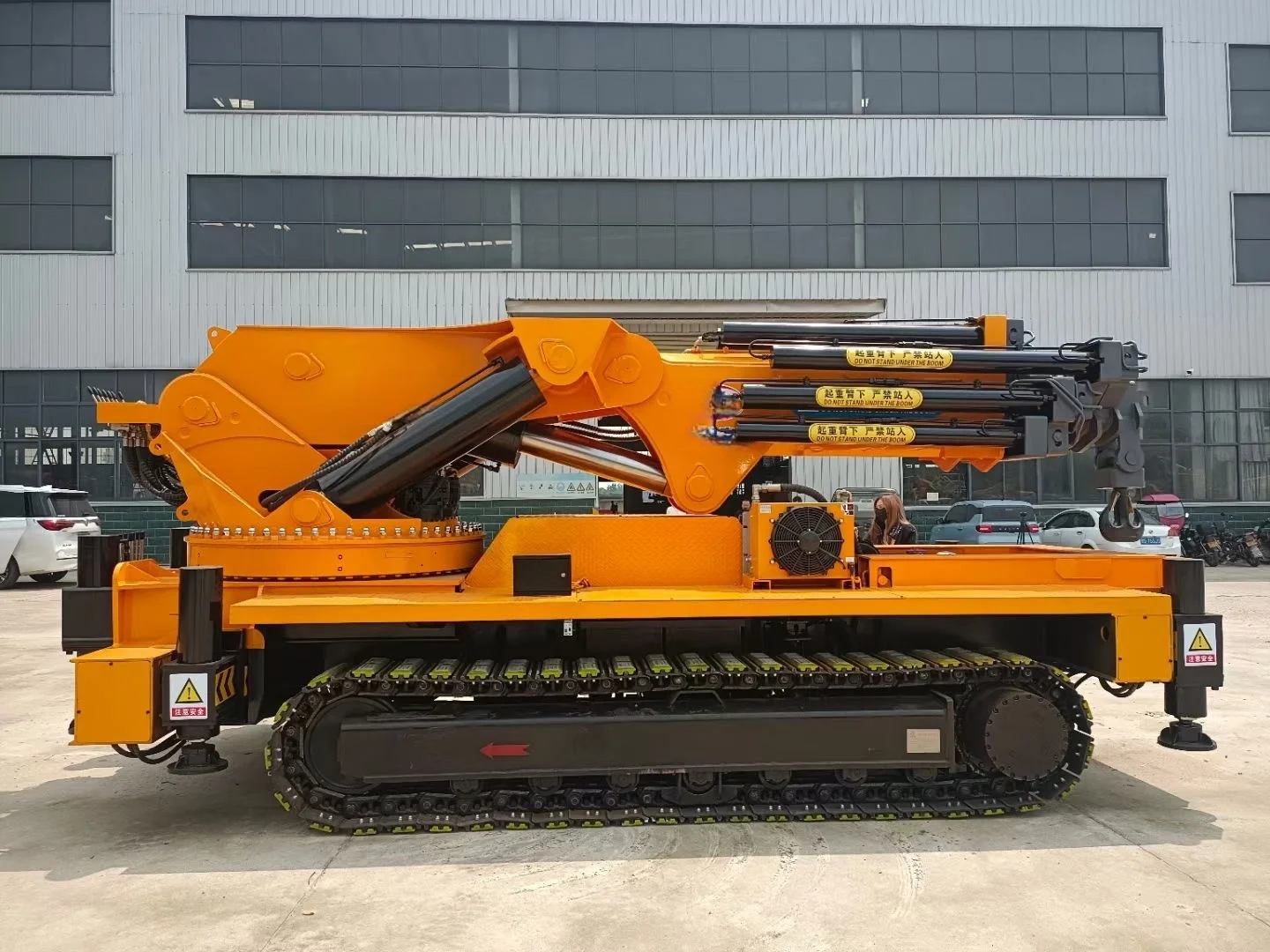 Популярная новейшая версия грузового крана с гарантией качества настраиваемый стандарт для уличного использования произведенный на китайском заводе