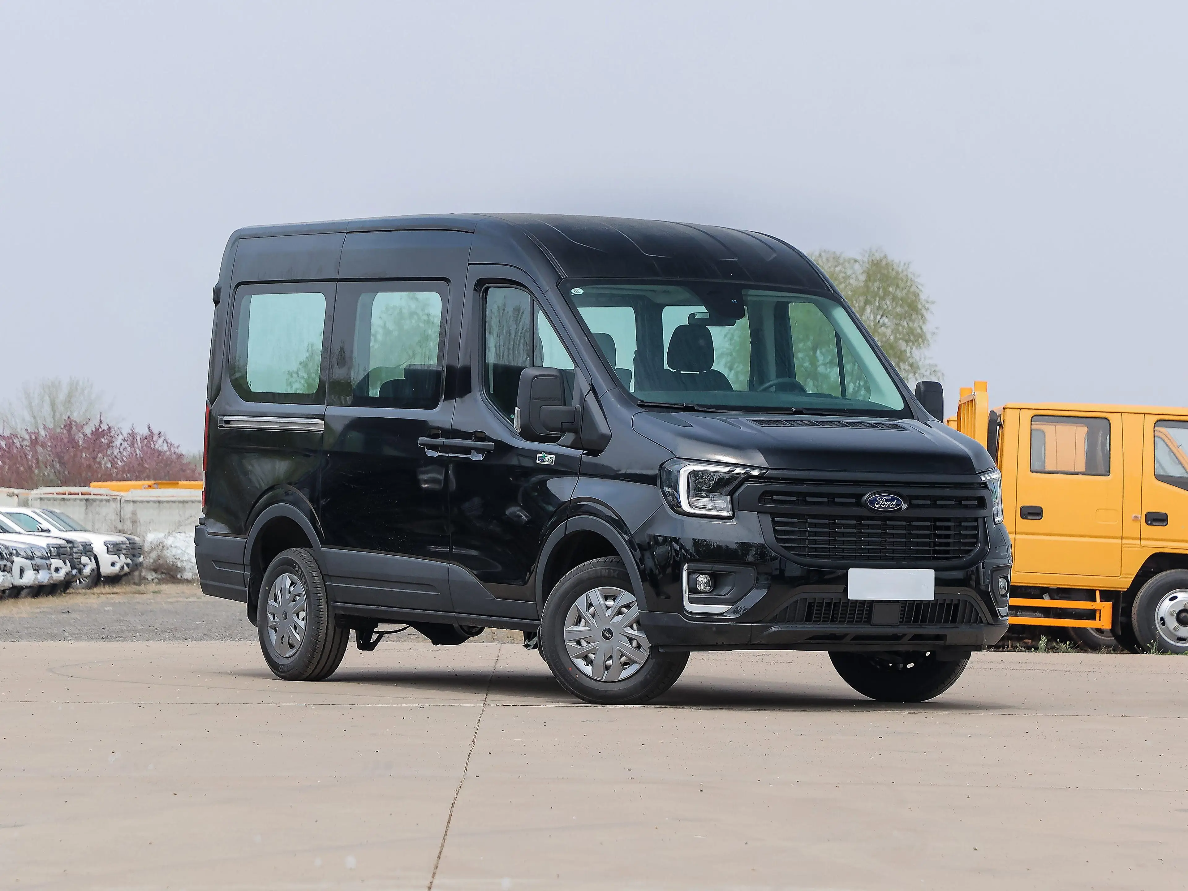 For Sale Used Cars Ford Transit T8  Commercial Vehicles Large Passenger Van