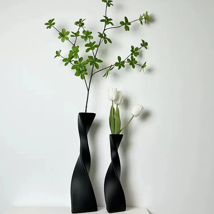 Nordic витая керамическая ваза современная креативная декоративная фарфоровая Классическая черно-белая ваза