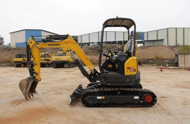 Yuchai Yc27sr PRO New Mini 2.7 Ton Hydraulic Excavator Euro V