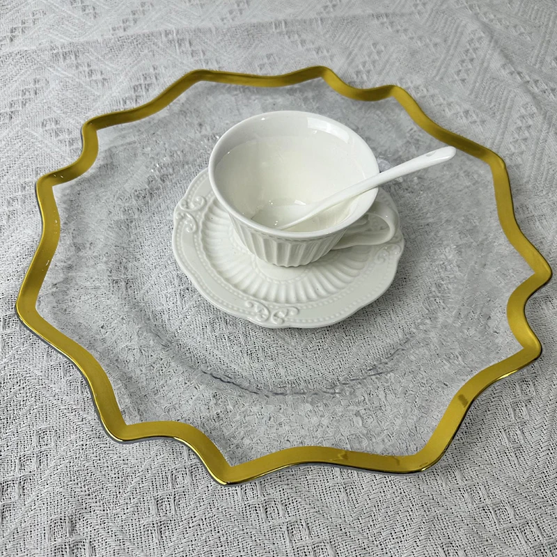2023 Hot Sale Clear Plastic Charger Plates Gold Rim Wedding Plates Banquet Plastic Plate Set Wedding Dish