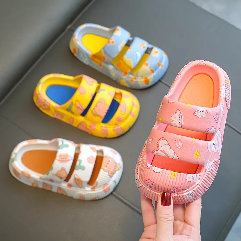 Kids Summer Bathroom Slippers 2024 custom Indoor outdoor cute baby shoes for boys and girls shower slippers