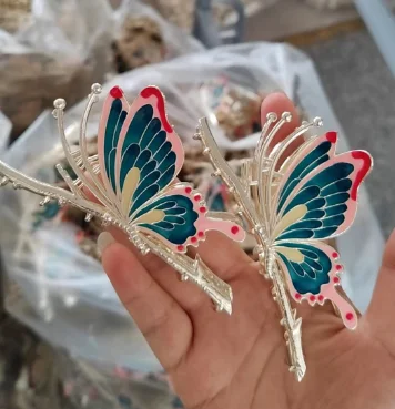 Ins Fancy Wheat Metal Large Grab Clip Metal Hair Accessories Set Lady Shark Clip Simple Alloy Butterfly Flowers Hair Claw Clip