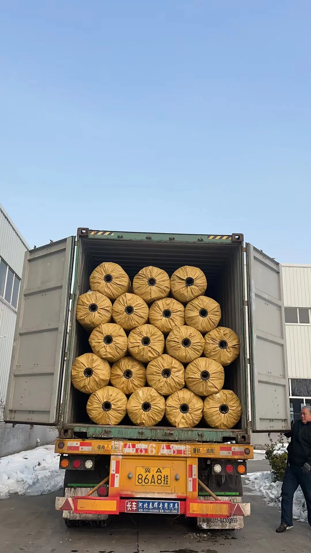 14Stitches and 16Stitches Grass Rolls 12000Dtex Bi color Black SBR Latex Backing Football Grass Turf Sport Grass