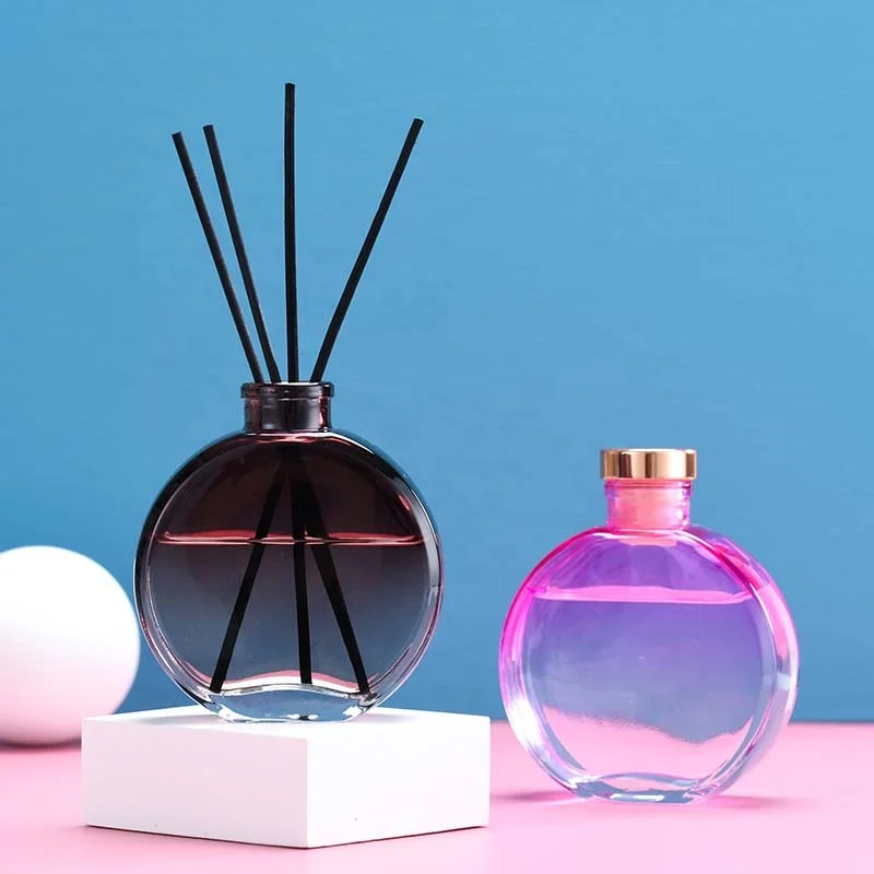 Hot selling flat round aromatherapy reed glass bottle 100ml reed diffuser bottle glass bottle for diffuser wholesale