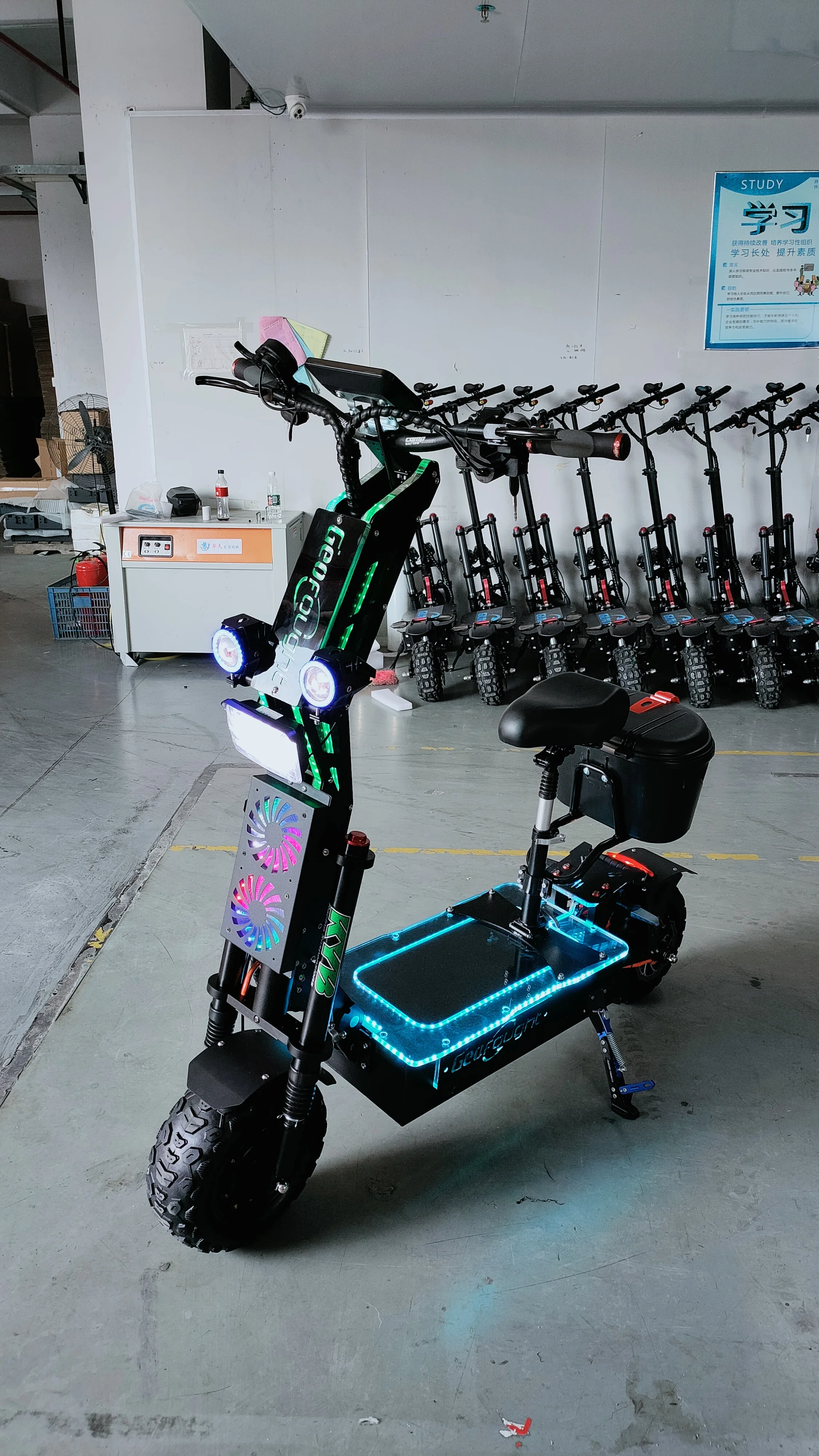 Высокий мощный электрический скутер MOQ1 2023 со склада в США weped dark knight 72 40 Ач высокая скорость 8000