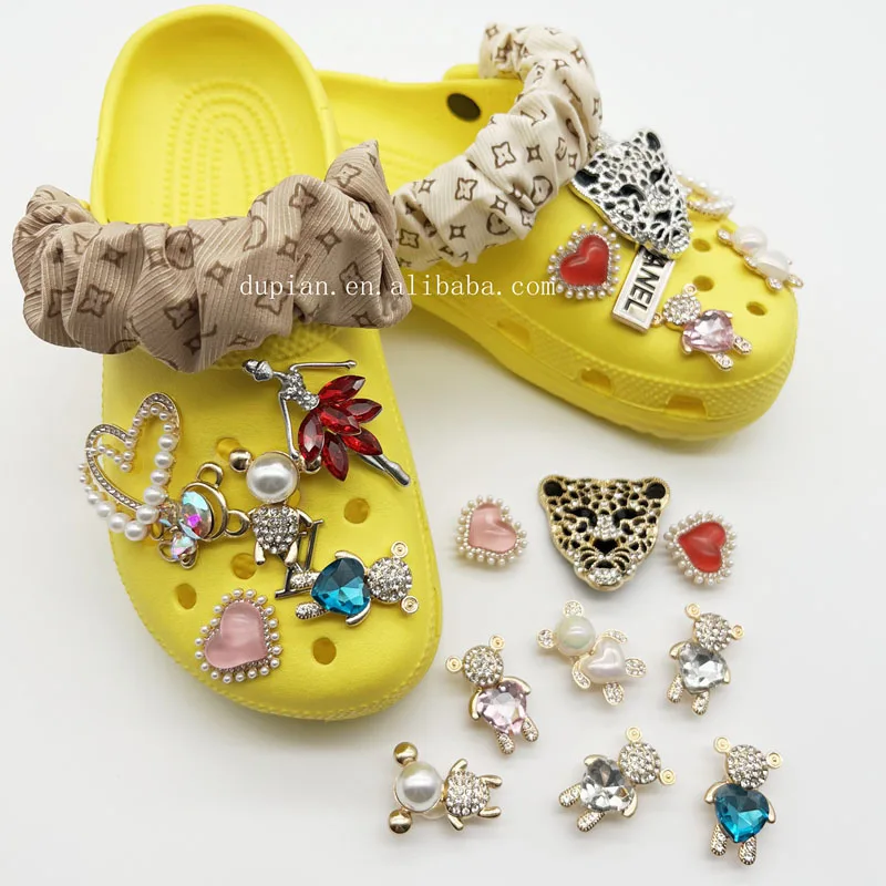 Rhinestone Personalized Shoe Charm Custom Shoe Charms Designers Metal Logo Bear Shapes Custom Shoe Charms Packs For Clogs
