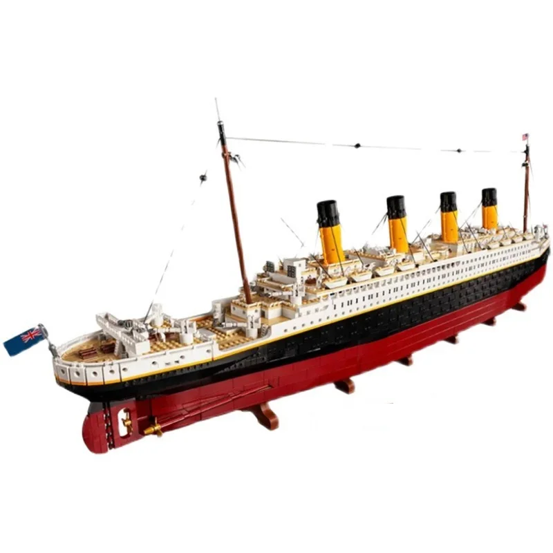 Hot Selling Jumbo DIY Assembly Brick Construction Toys Building Blocks Sets Movie Series Titanic Ship Steamship Model Set