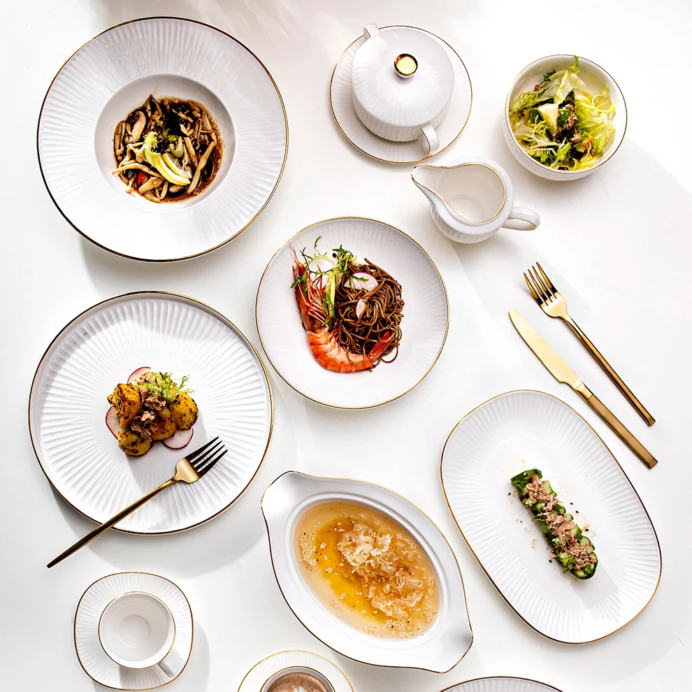 Factory Direct Sell 240ml Nordic Salad Bowl White Gold Rim Pottery Soup Bowl With Lid Porcelain Soup Bowl With Two Handle