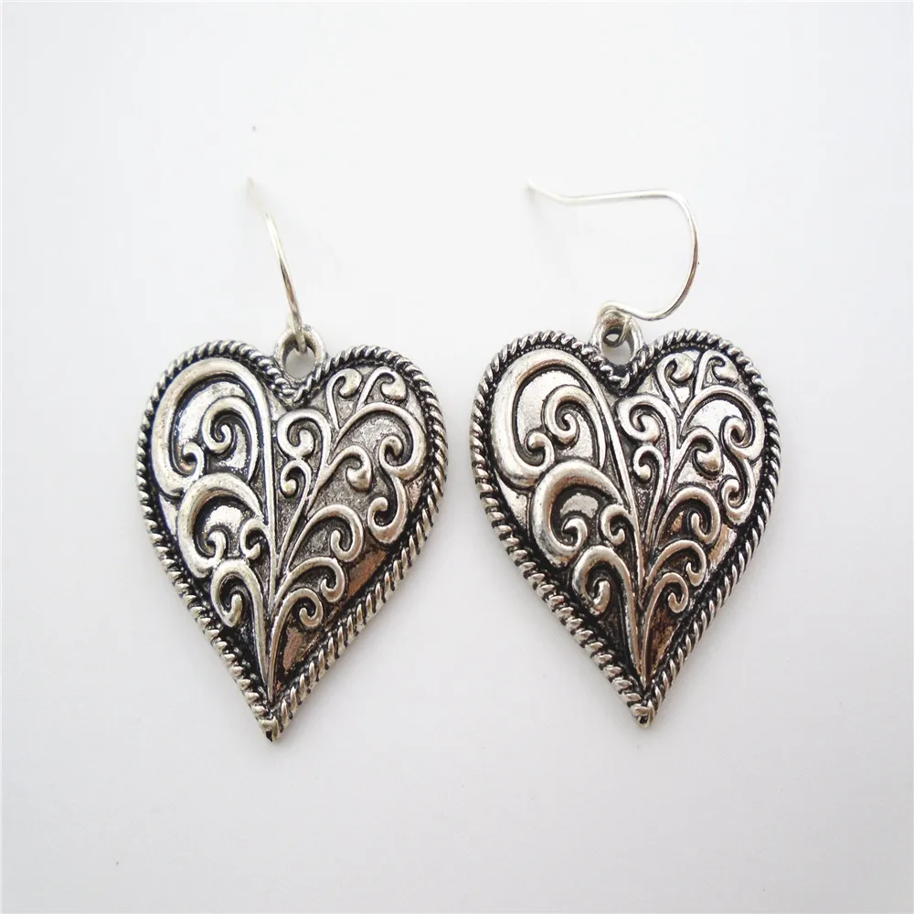 fashion accessories jewelry designer earrings of silver oxidized heart earring