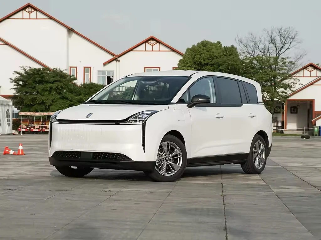 Wholesale 2024 Pentium NAT Travel Edition 419KM Compact New Energy MPV