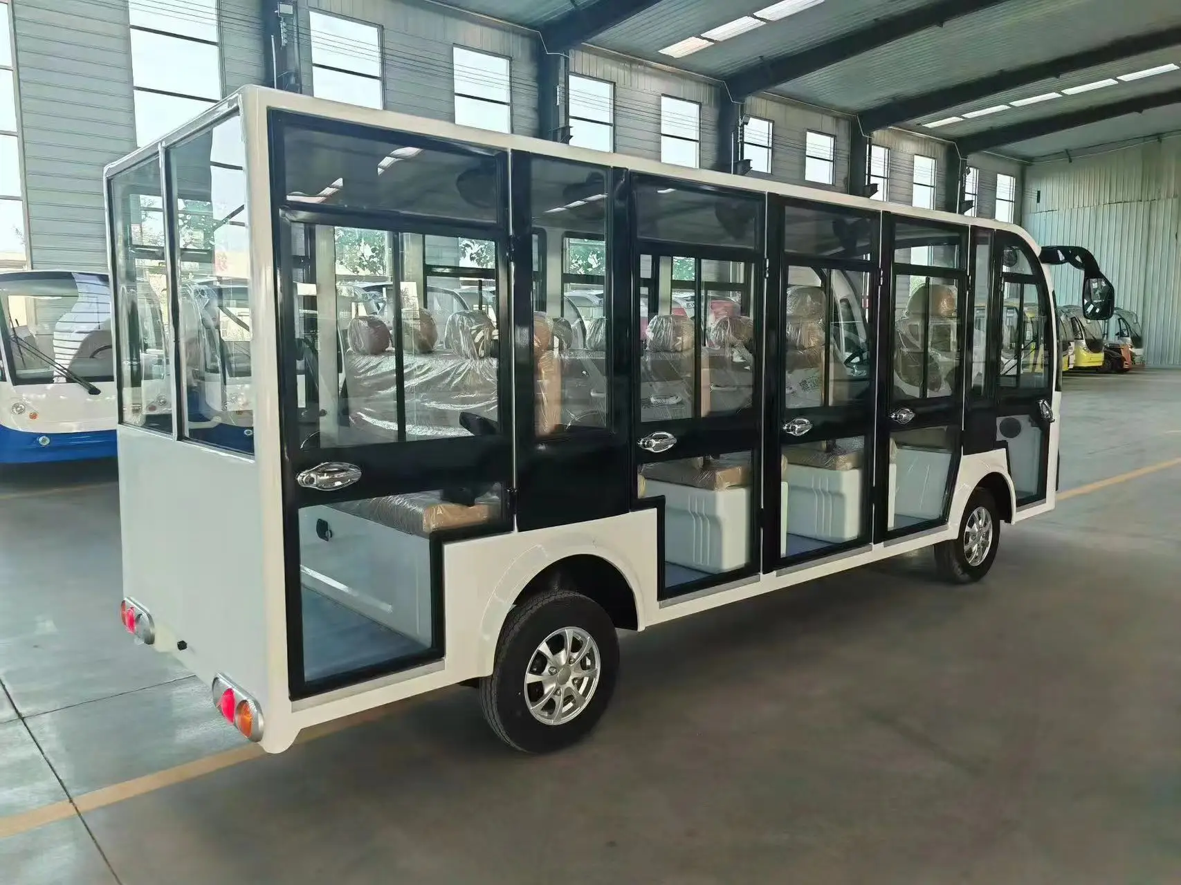 8 11 14 Passenger Resort Bus Tourist Shuttle Bus Electric Sightseeing Car with door
