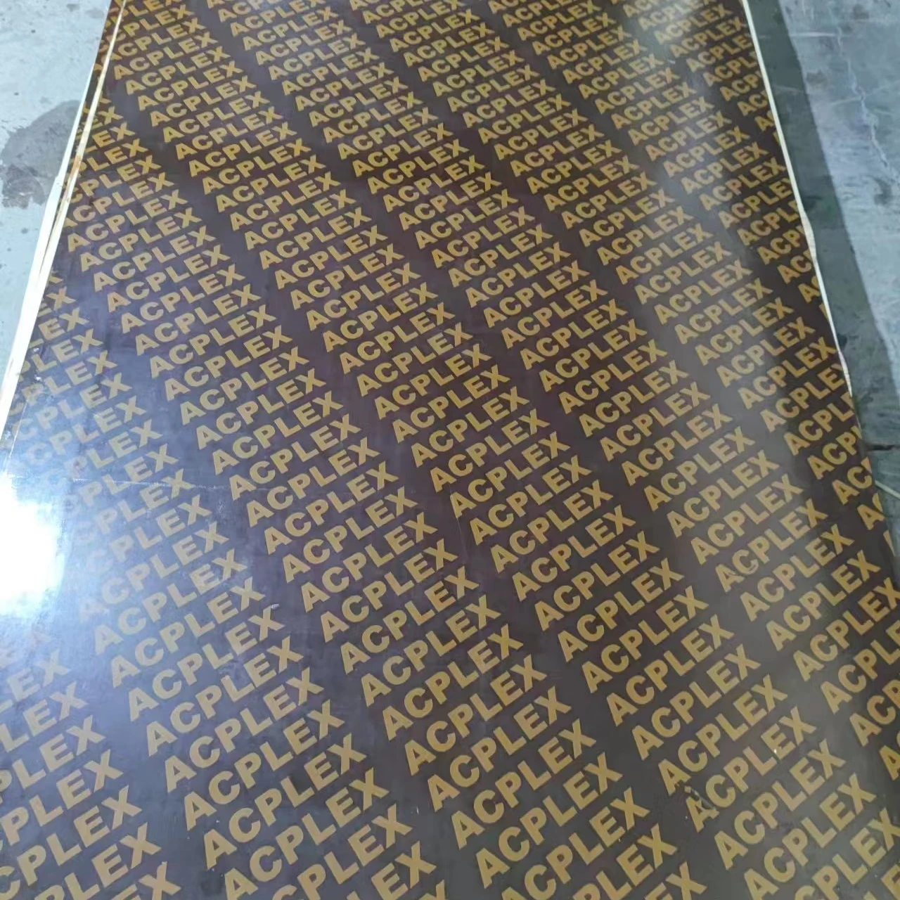 Concrete Formwork Phenolic Board Brown Film Faced Plywood 1220X2440X15mm