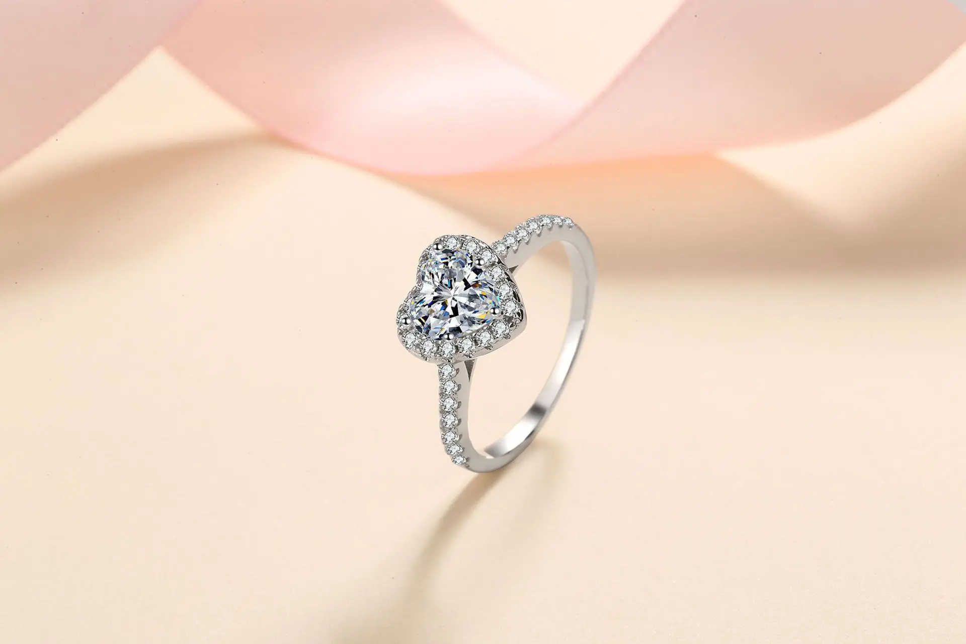PUSHI engagement sterling silver iced out white d color vvs clarity 1ct manufacturing moissanite heart ring for women wedding