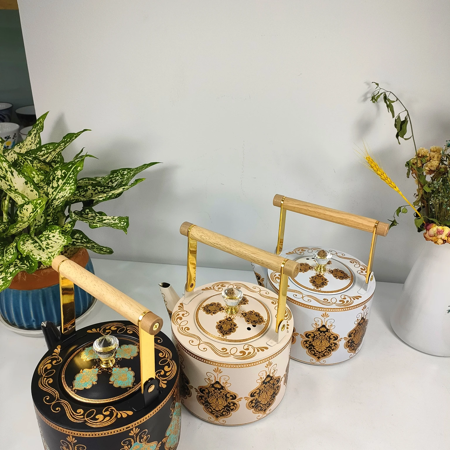 Boyang good quality custom teapot with wooden handle 1/1.5/2L gold plated stainless steel water kettle