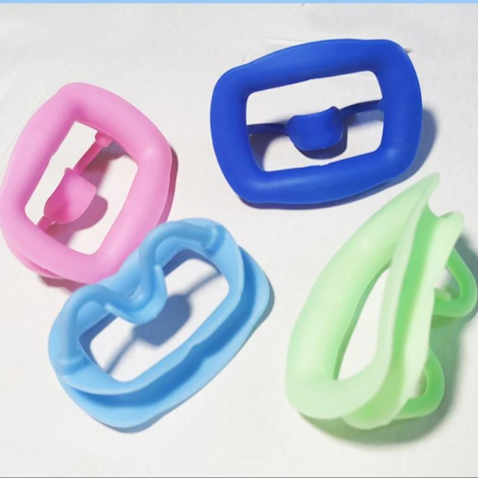 OEM Logo Dental Intraoral Cheek Retractor Lip Mouth Opener Oral Cheek Retractor Dental Mouth Guard