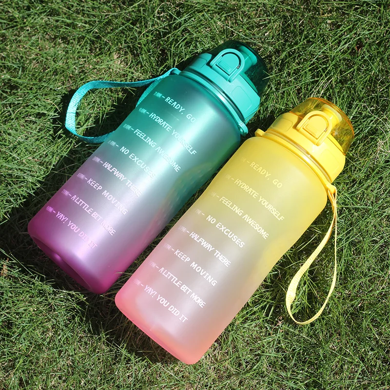 2200ml Amazon Hot Sales Plastic Water Bottle Colorful PC Large Capacity Sports Bottle with the Handle and Straw