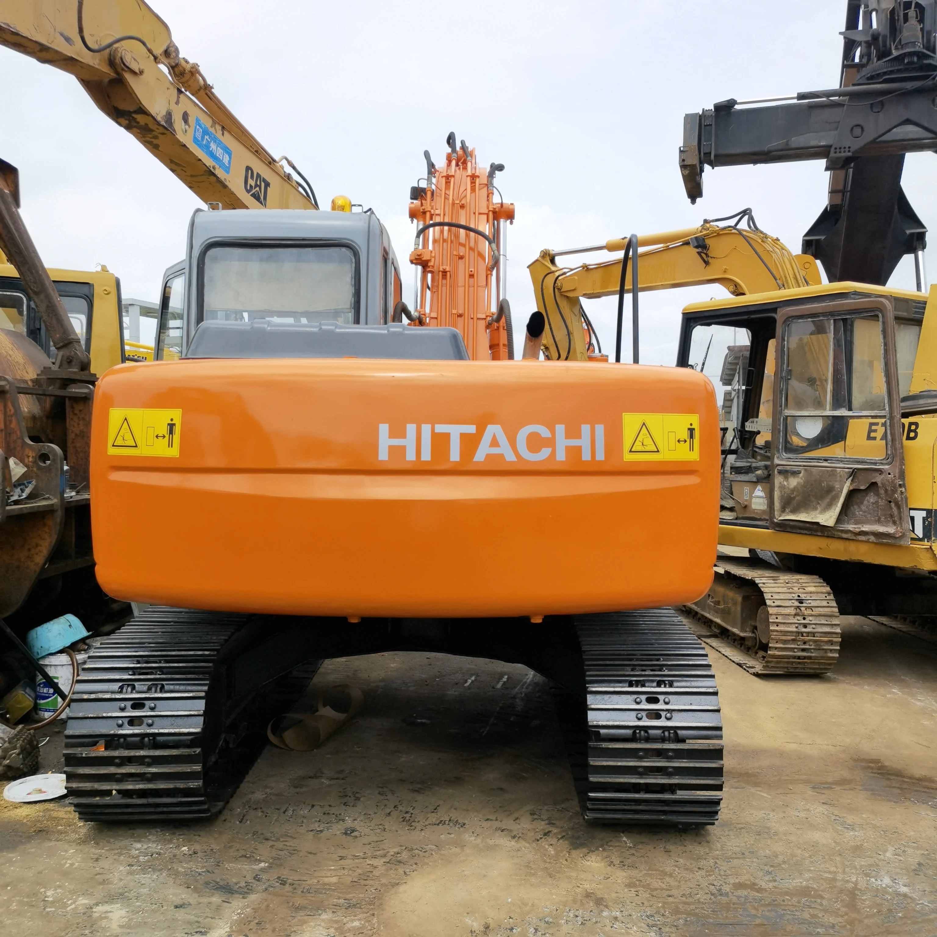 Оригинальный японский экскаватор Hitachi ZX120 по низкой цене б/у распродажа