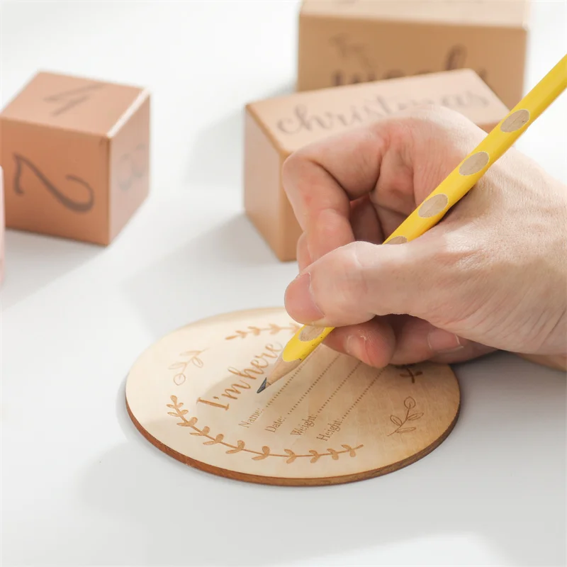 Monthly Milestone Wooden Blocks Set for Newborns for Holiday Decoration Baby Souvenirs and Teeth Box Gift