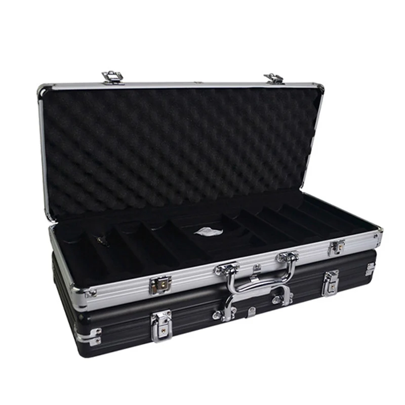 High Quality 100-500 pcs Clay Aluminum Suitcase Wheat Game pokers Coins Professional Custom Metal Box Poker Chip Set Supplier