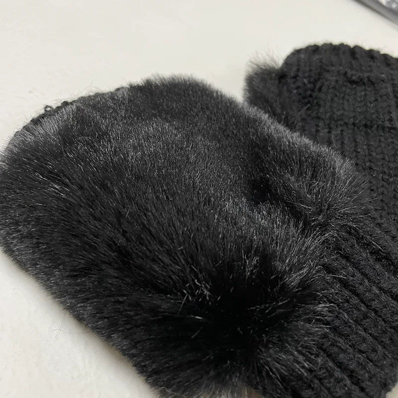 Factory Supply Attractive Price Warm Comfortable Cute Cheap Gloves Custom