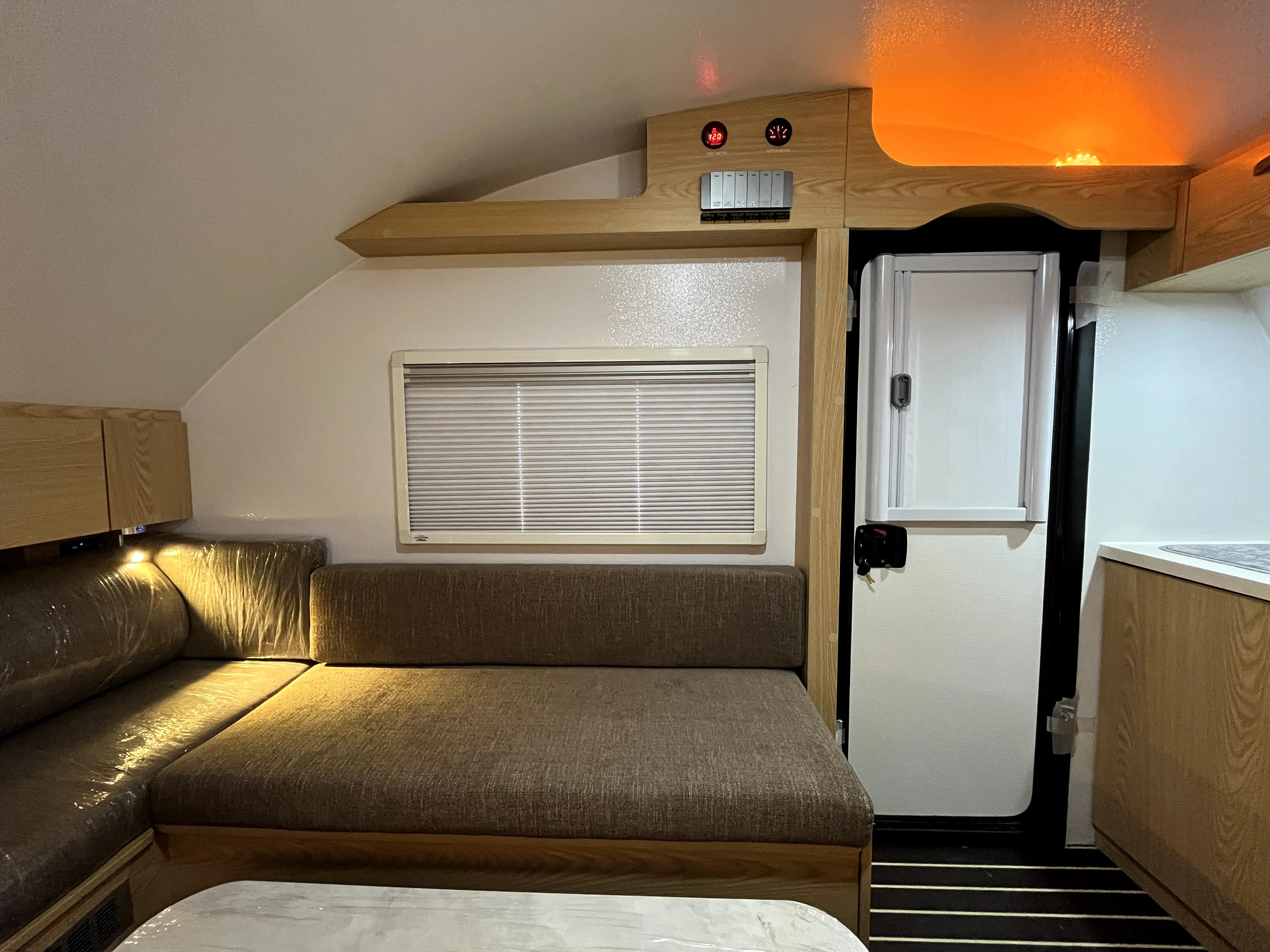 Travel Trailer Fully Equipped Mobile Camper Rv Camping Small Rvs Mini Caravan Affordable Teardrop Trailer Motorhome