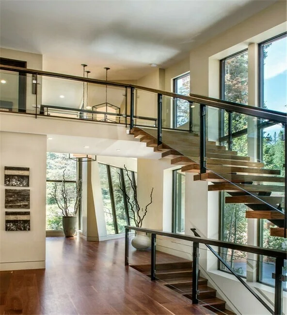 Daiya simple iron grill design for balcony with post glass railing