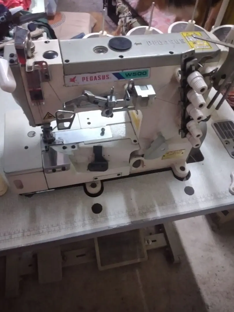 W500 simple and easy operation interlock sewing machine price