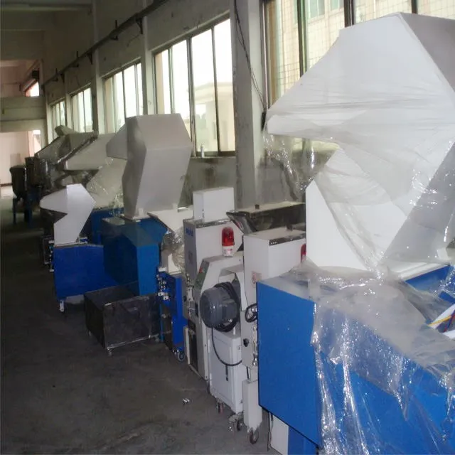 Хорошая цена машина для измельчения ПЭТ бутылок ПВХ Пластиковая дробилка гранулятор
