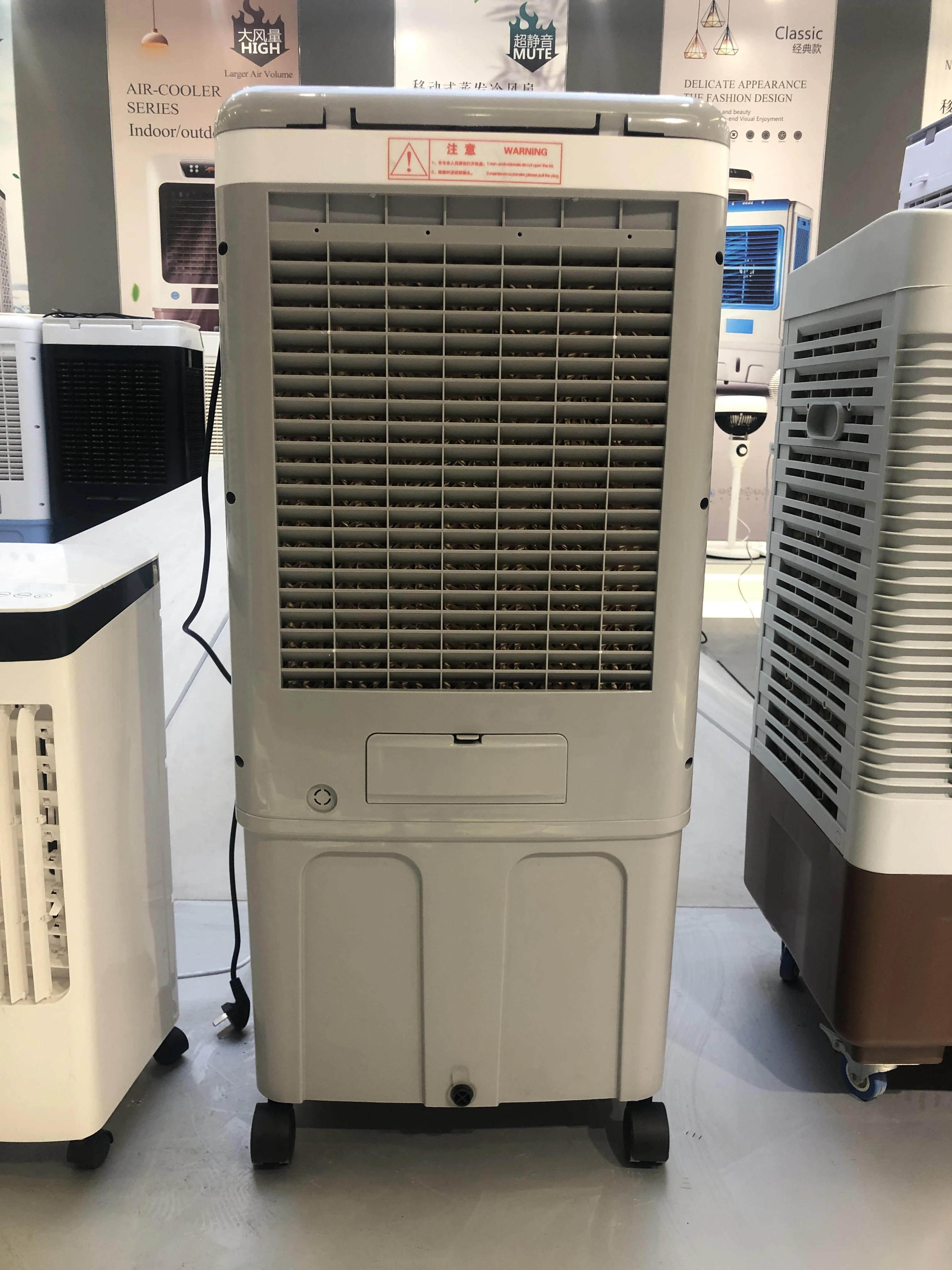 Быстрое охлаждение 4000CFM 80 Вт 36L вентилятор кондиционера с тремя скоростями вентилятора 100% медного двигателя