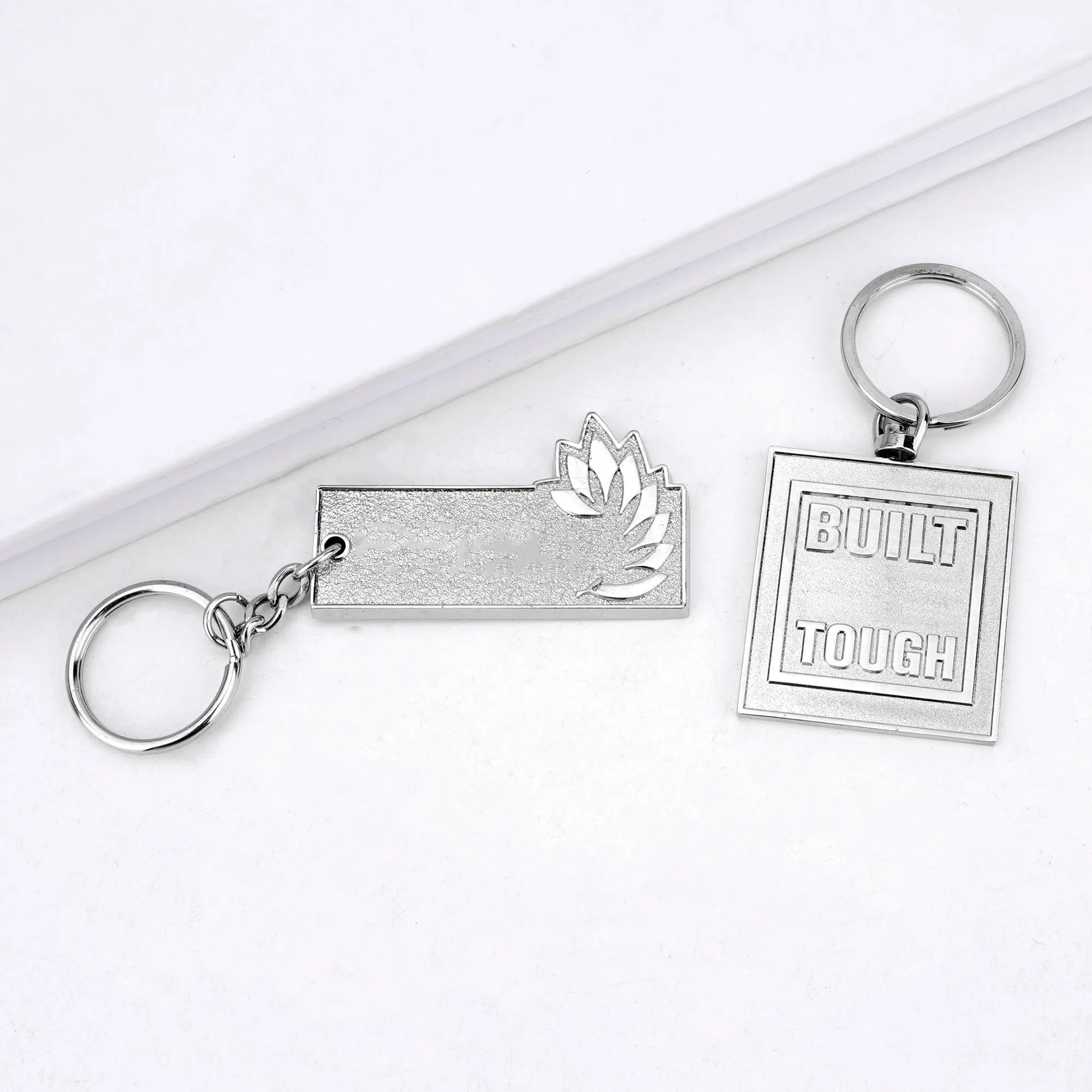 Custom Key Ring Souvenir Car Decoration Company Logo Metal Keychain Personalized Zinc Alloy Enamel Metal Keychain