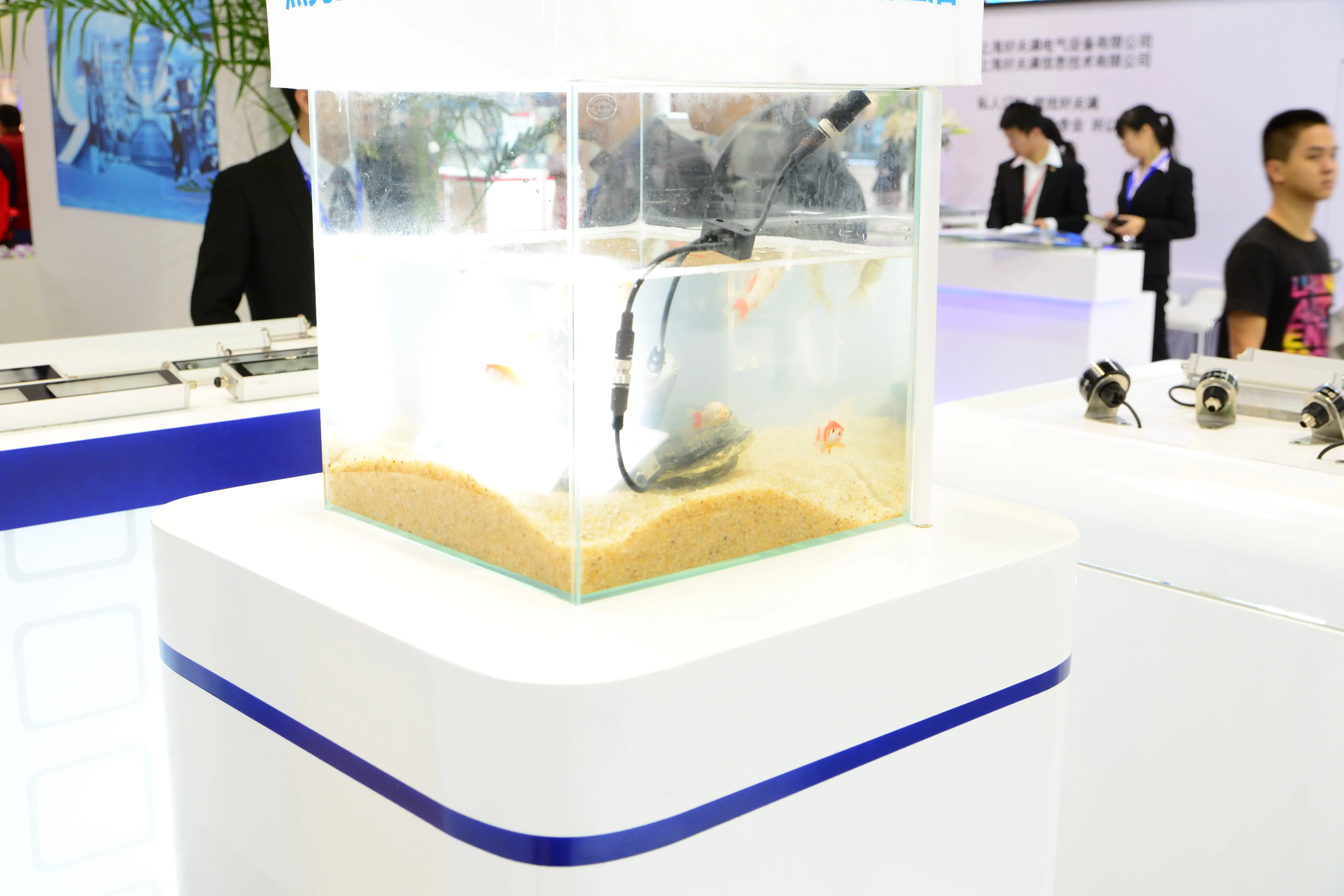 Китай IP67 Водонепроницаемый 3 контакта/4 контакта/5 контактов M12 код кабель pre-moldin со светодиодным дисплеем круглый разъем для клиента