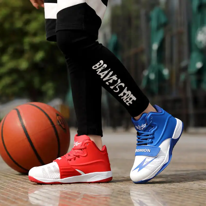 
2019 New tricolor Basketball shoes Boys sneakers 