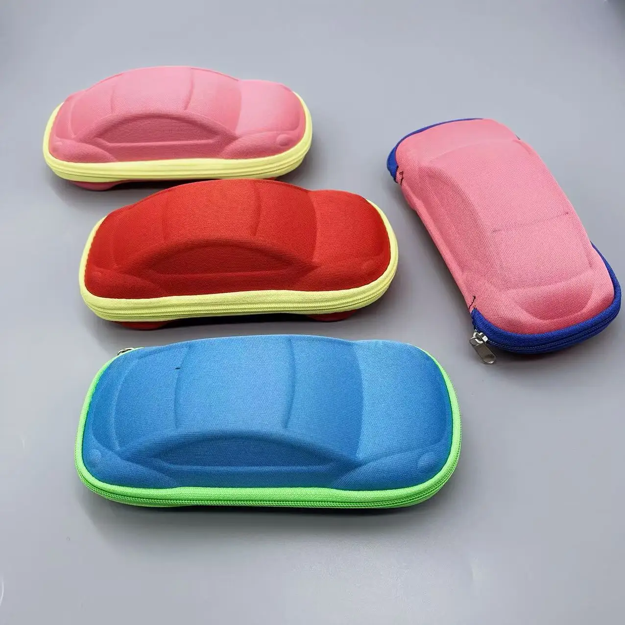 Hot Manufacturers Wholesale Fashionable EVA Car Style Sunglasses Case PVC Material with Zipper for Kids Sunglasses Box