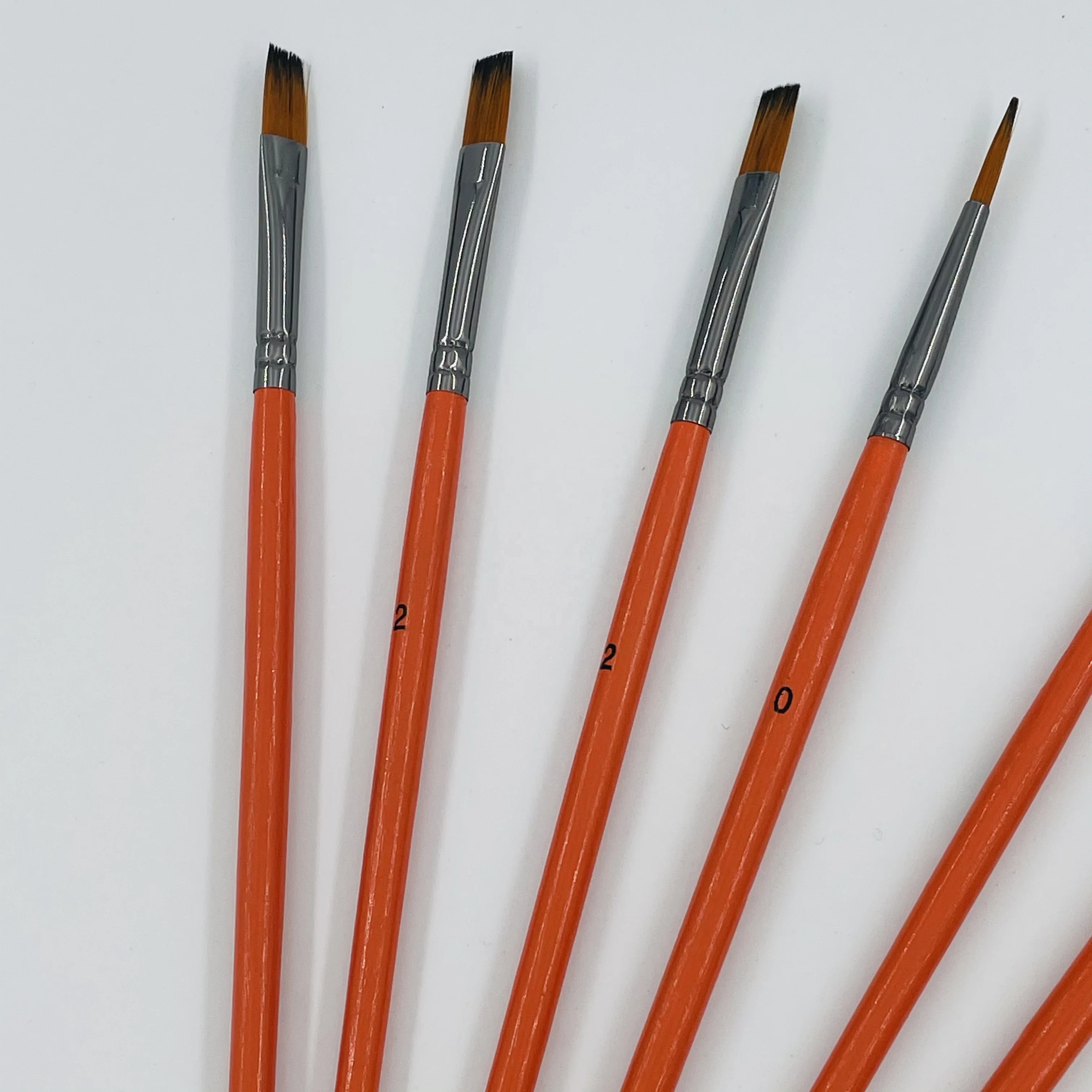 2022 amazon hot sale 12 Pcs tiger color nylon grey aluminum tube orange color wooden handle artist paint brush set for oil paint