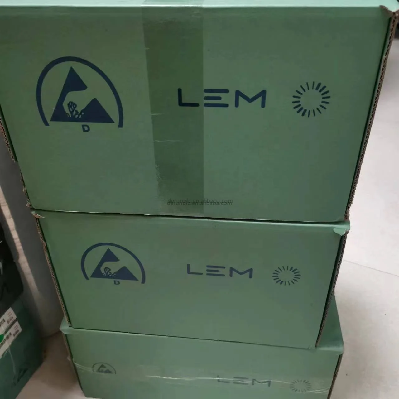 AP100B420L Hall current sensor LEM Lem100A 12~24 V accuracy 1% -20~60 ° C