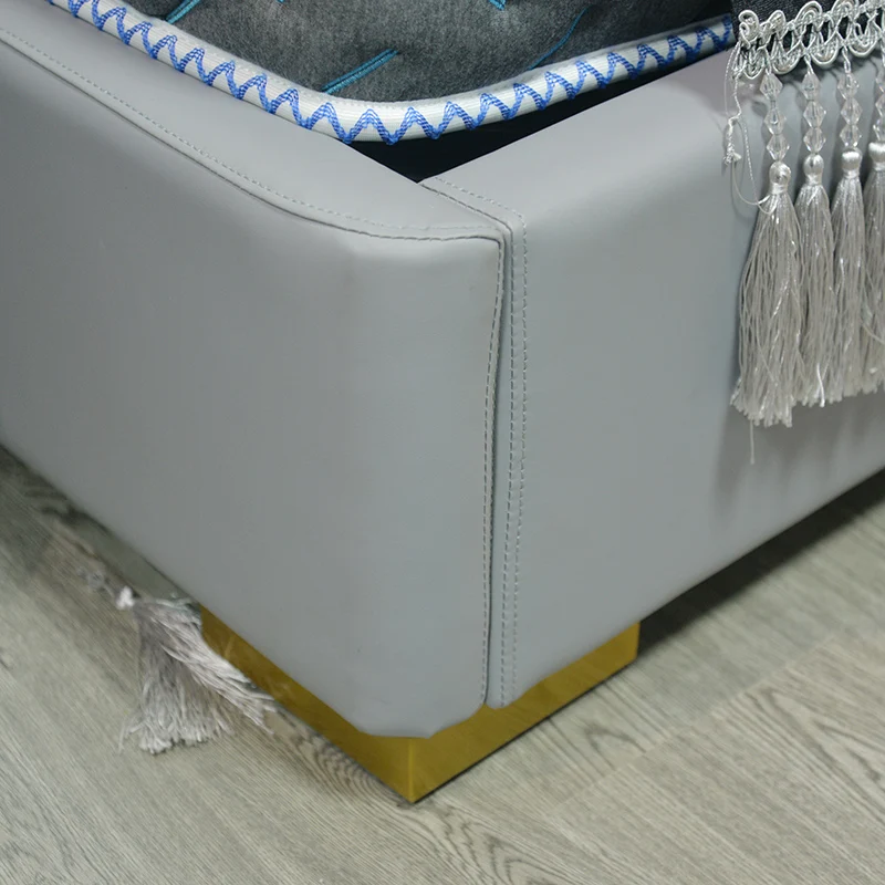 Cheap luxurious modern king size leather beds with golden stainless steel frame on promotion