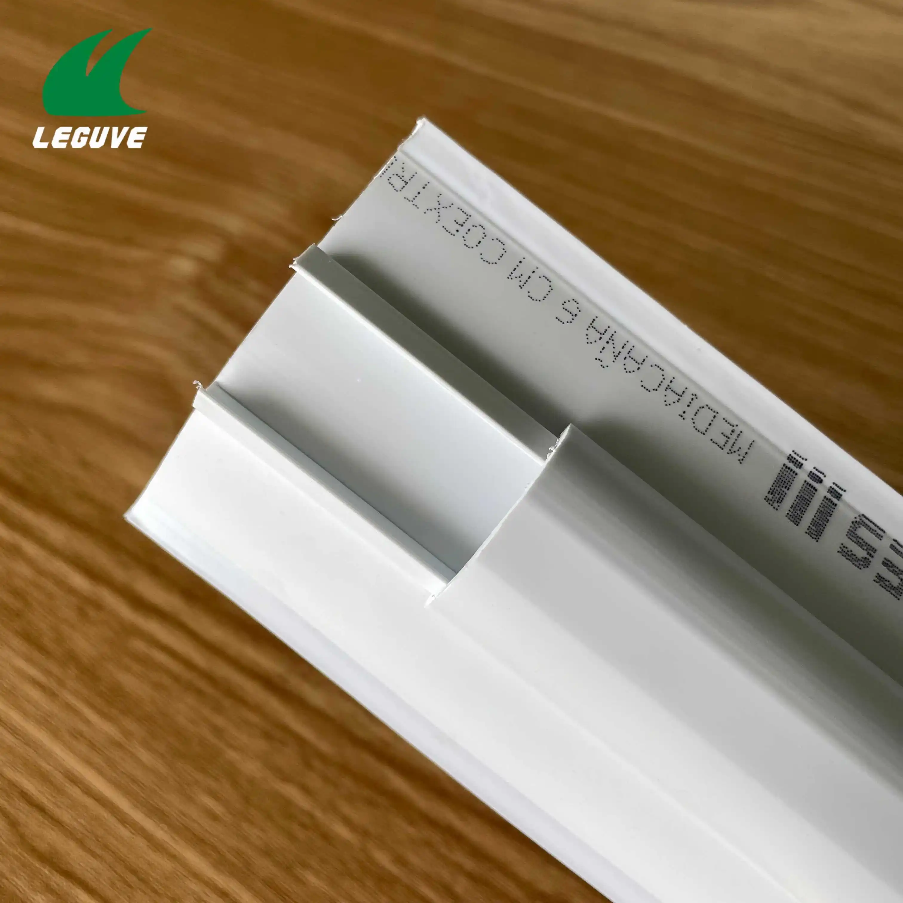 Leguwe High Quality Factory Wholesale Price UPVC Tile Trim for Corner Wall Joints Decorative Landscaping Pvc Beading