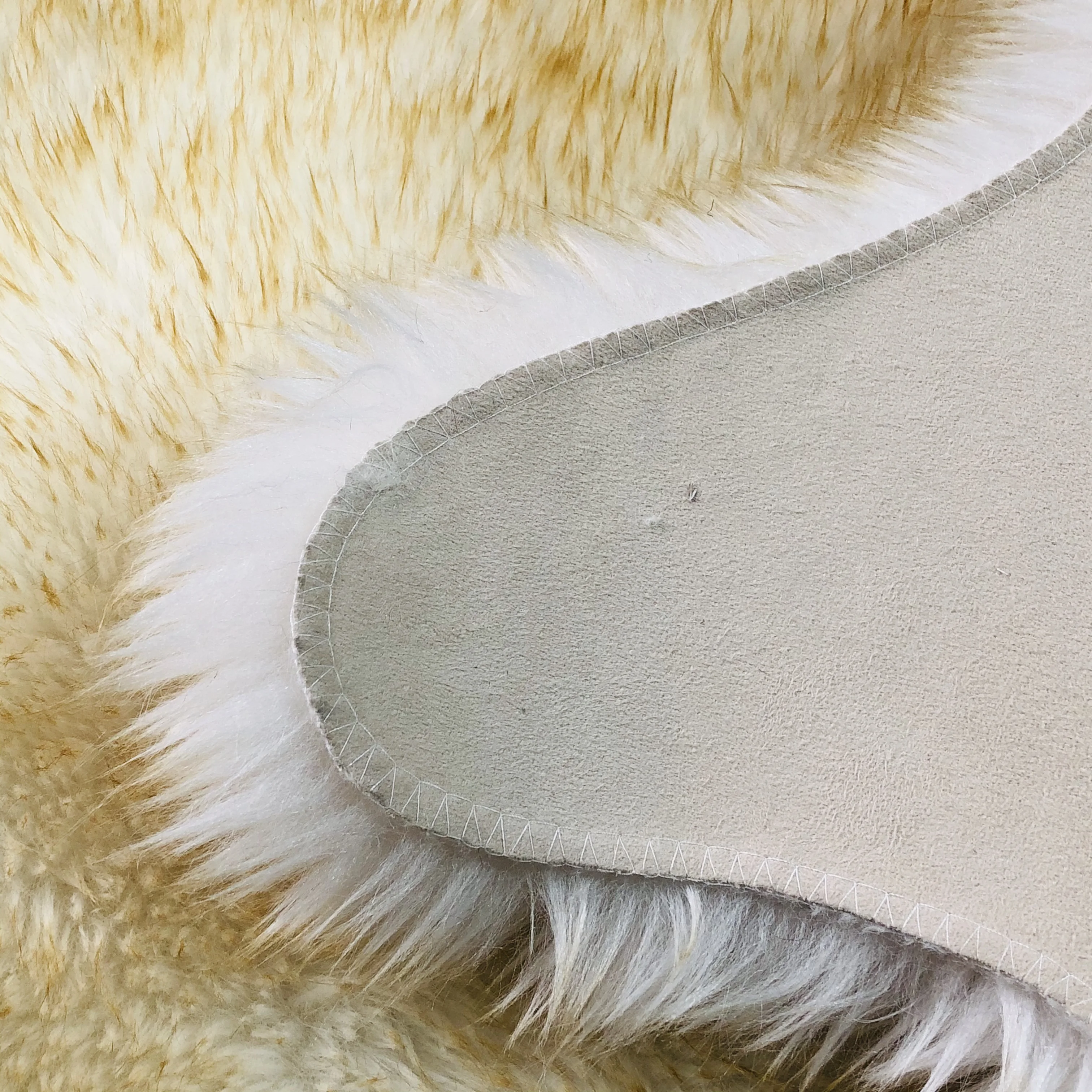 high quality 100% polyester stain resistant tip dyed faux fur area rug for home textile