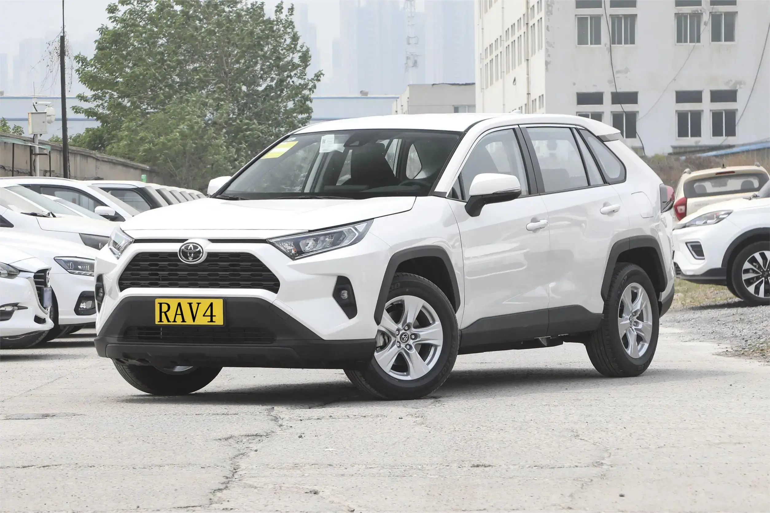 Hot sale China Manufacturer Cheap FAW Toyo ta RAV 4 2023 2.0LCVT 2WD Urban Edition Compact SUV Fuel Vehicle Gas/Petrol cars